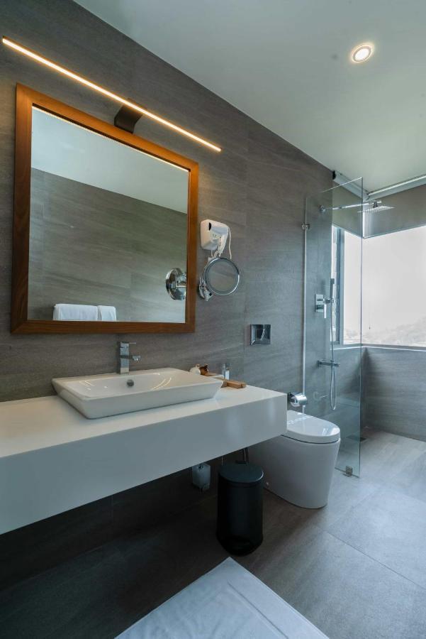 فندق Rivora Heights كاندي المظهر الخارجي الصورة