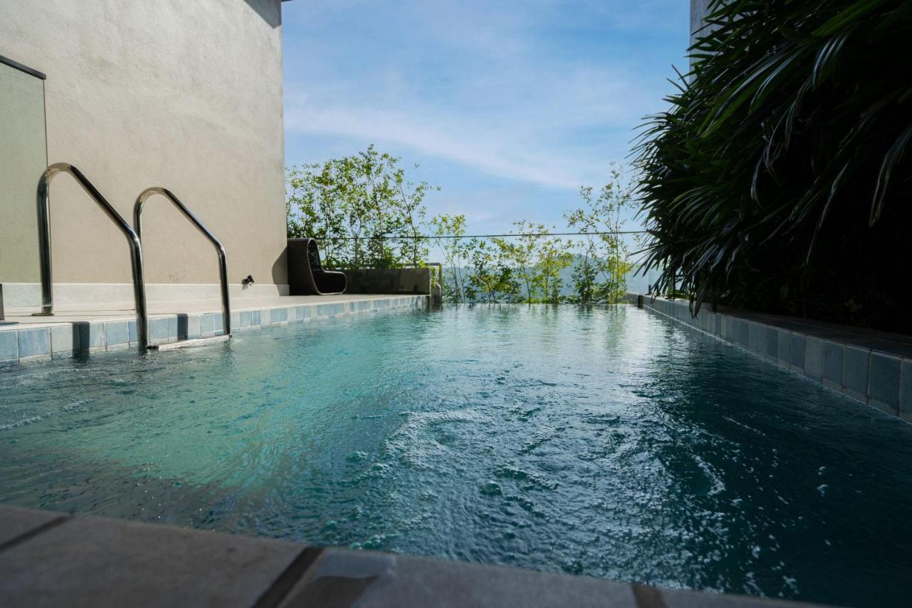 فندق Rivora Heights كاندي المظهر الخارجي الصورة