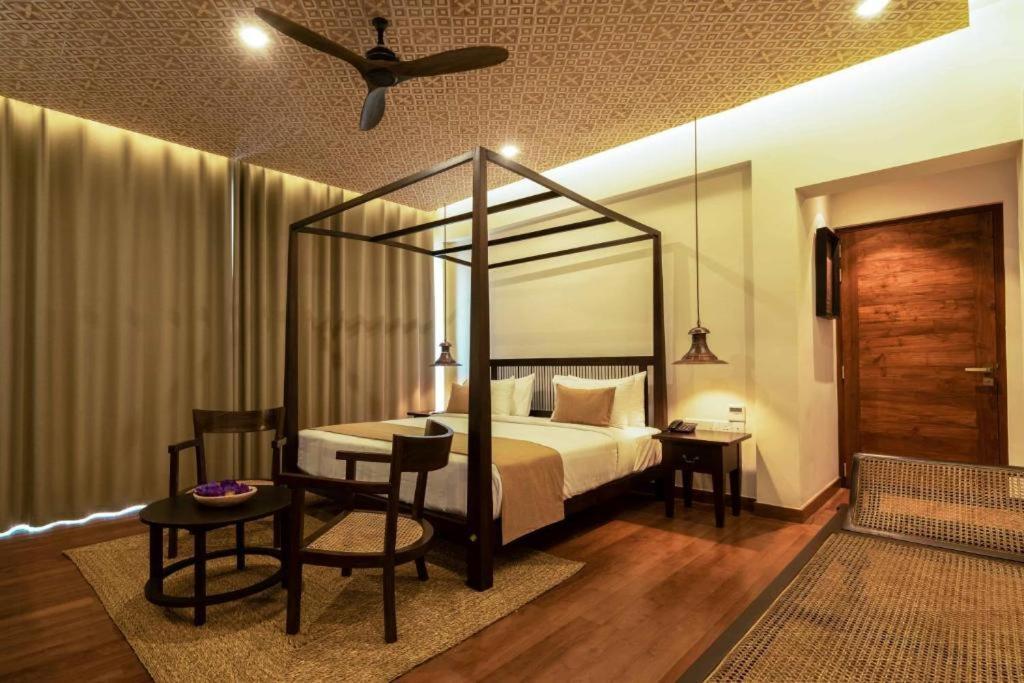 فندق Rivora Heights كاندي المظهر الخارجي الصورة