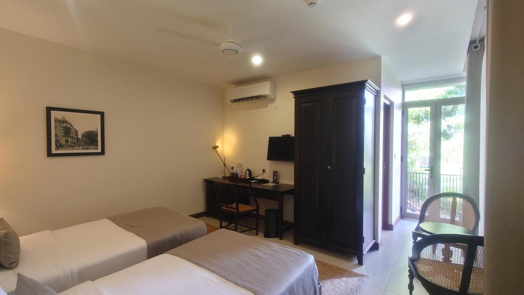 فندق Rivora Heights كاندي المظهر الخارجي الصورة